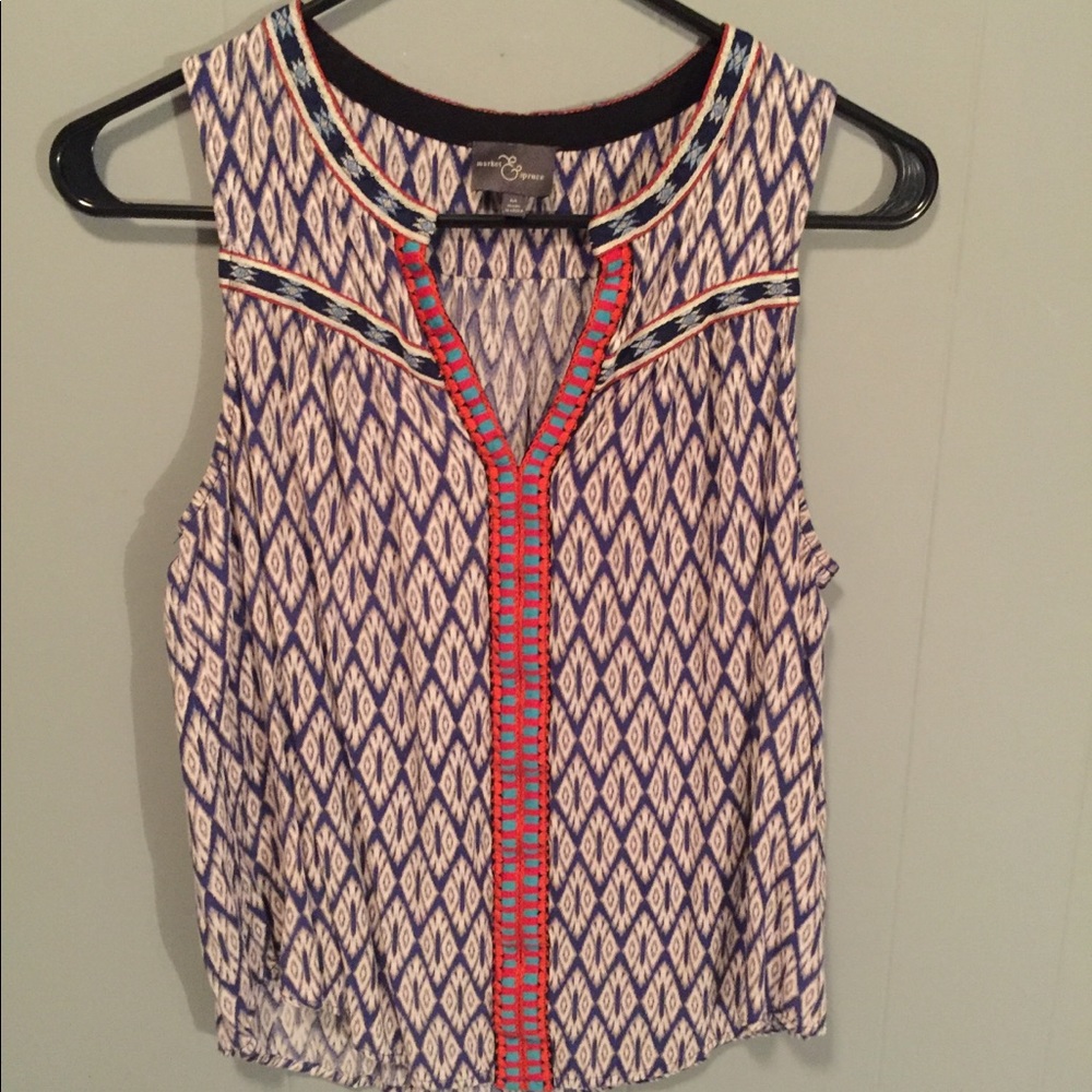 Market and spruce tank top